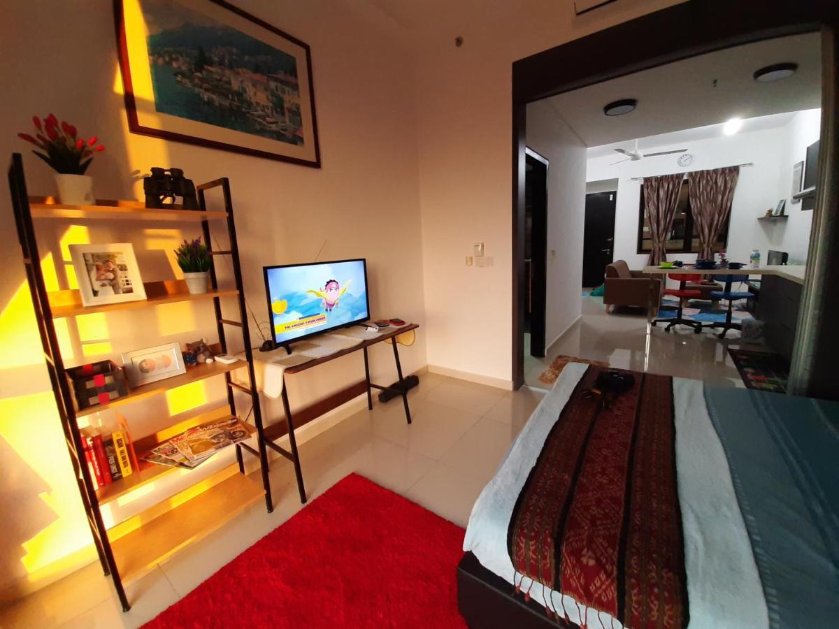 Mycozysoho With Excellent Swimming Pool View Apartment Cyberjaya Ngoại thất bức ảnh